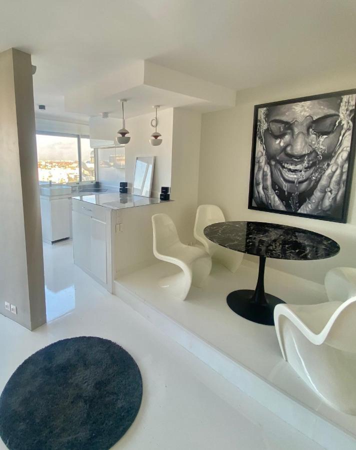 14Eme Et Der Etage "Arty" Avec 2 Chambres Et Vue Panoramique ! เครเตย ภายนอก รูปภาพ